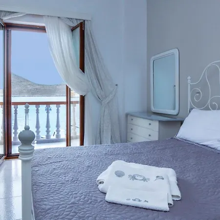 Skiadeni - Sea Front House האלקי