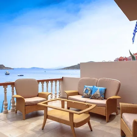 Skiadeni Chalki Town